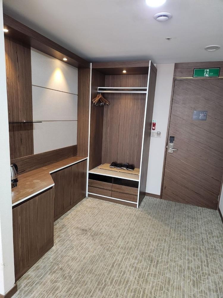 The Recenz Dongdaemun 4*